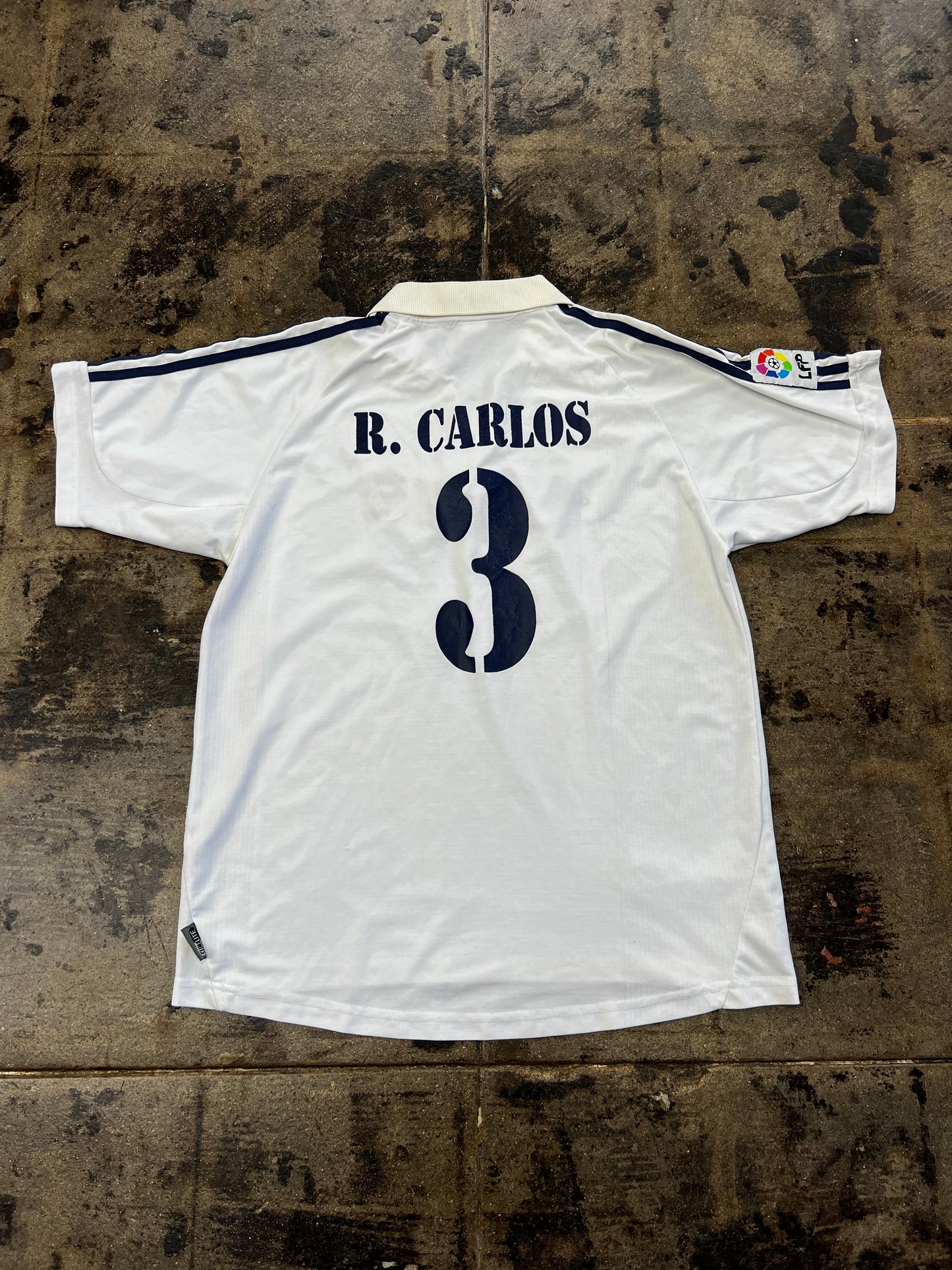 ADIDAS 01/02 REAL MADRID HOME R.CARLOS JERSEY