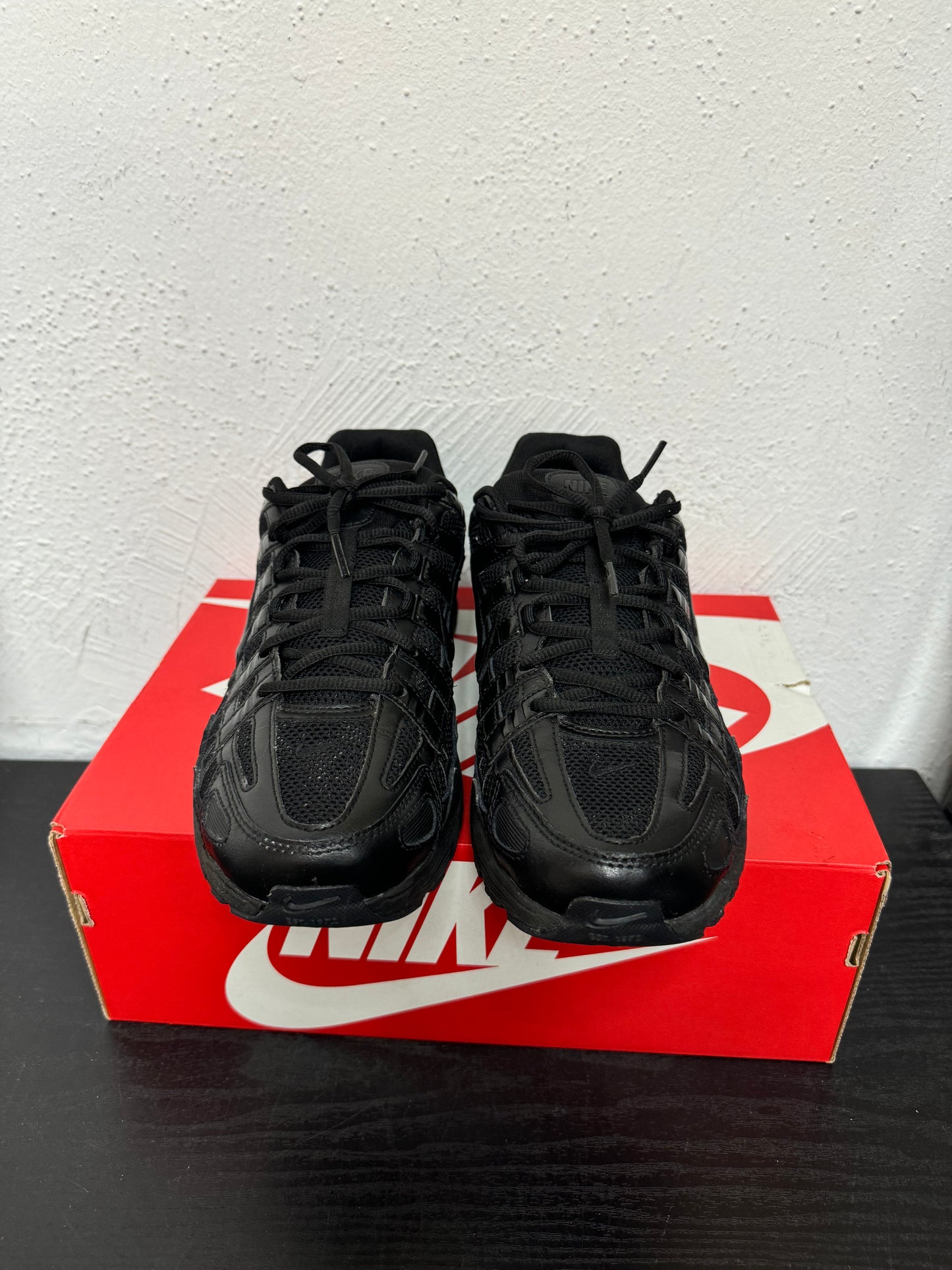 NIKE P-6000 BLACK (USED)