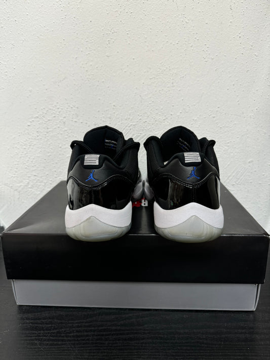 JORDAN 11 LOW SPACE JAM (USED)