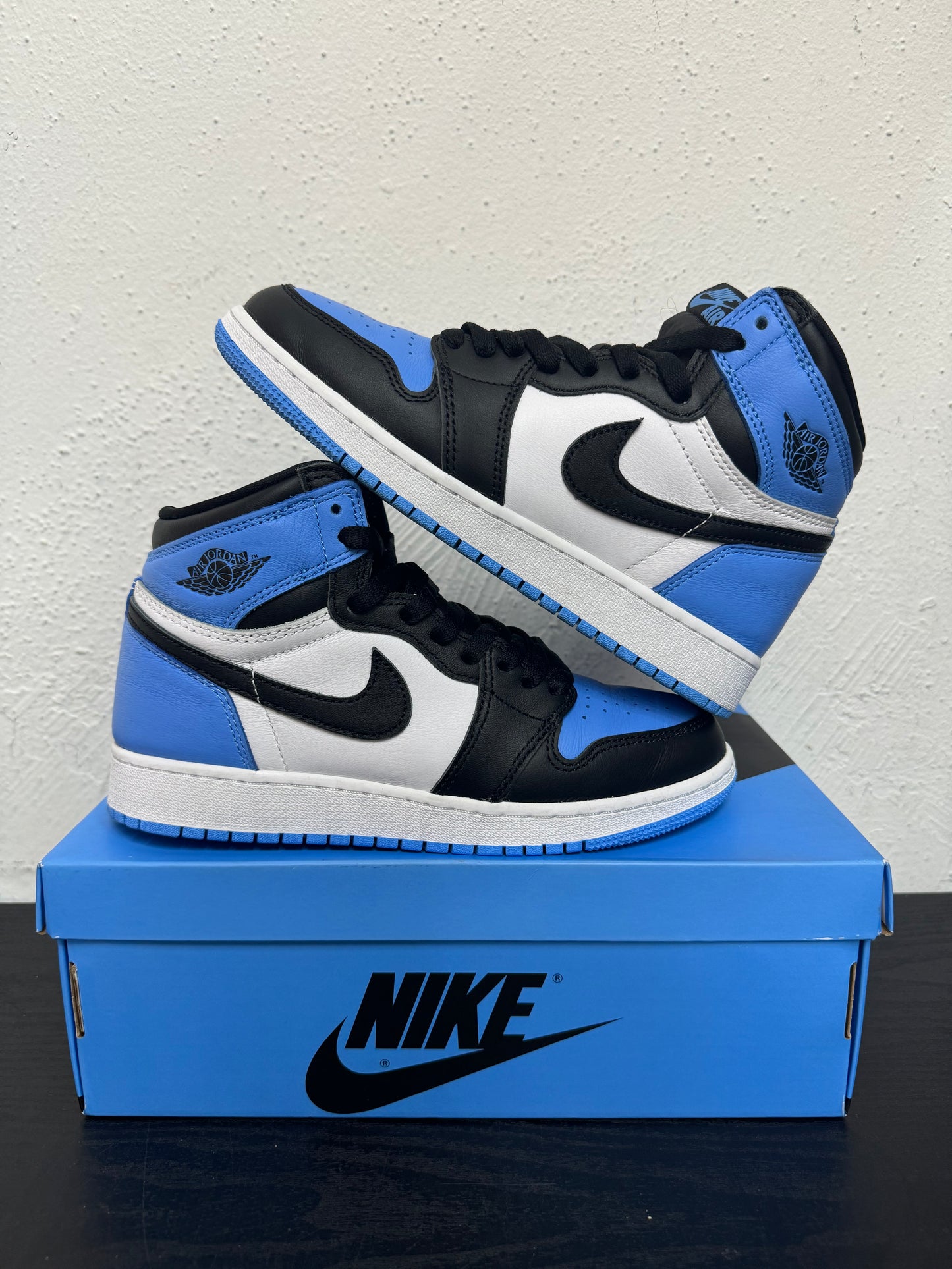 JORDAN 1 UNC TOE (USED)