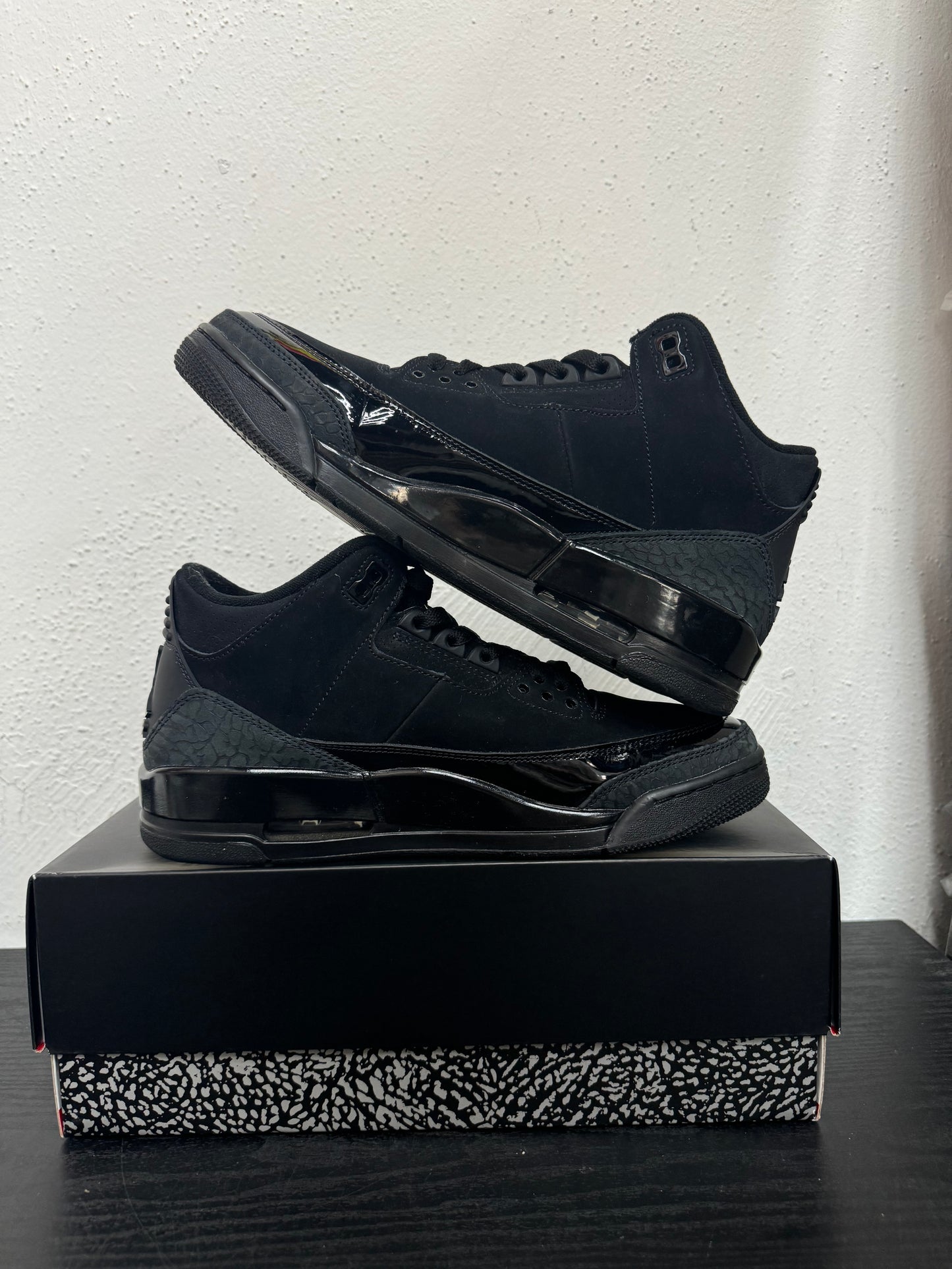 JORDAN 3 BLACK CAT (USED)