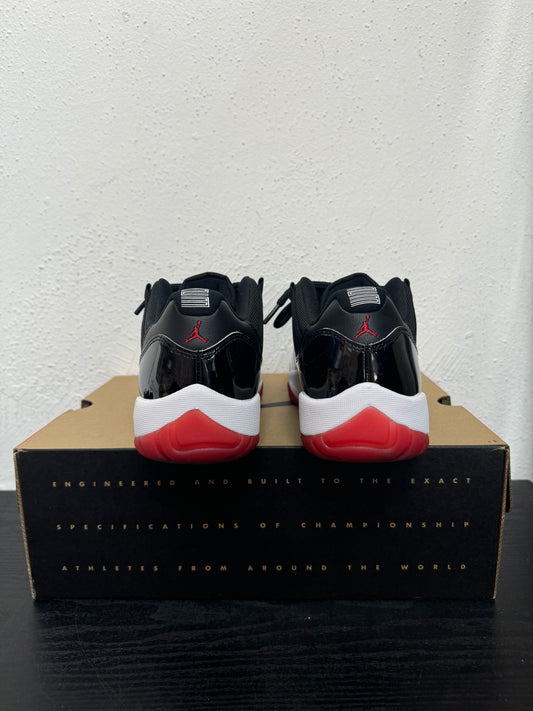 JORDAN 11 LOW BRED 2025 (USED)