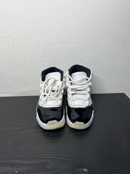 JORDAN 11 DMP GRATITUDE (USED)