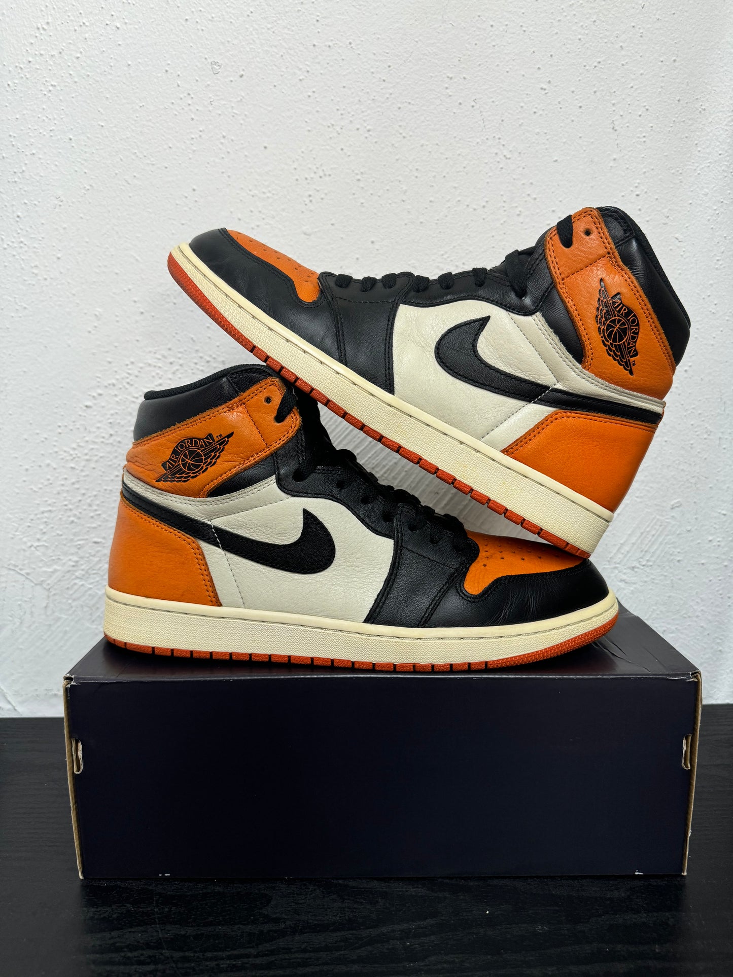 JORDAN 1 SHATTERED BACKBOARD (2018) (USED)