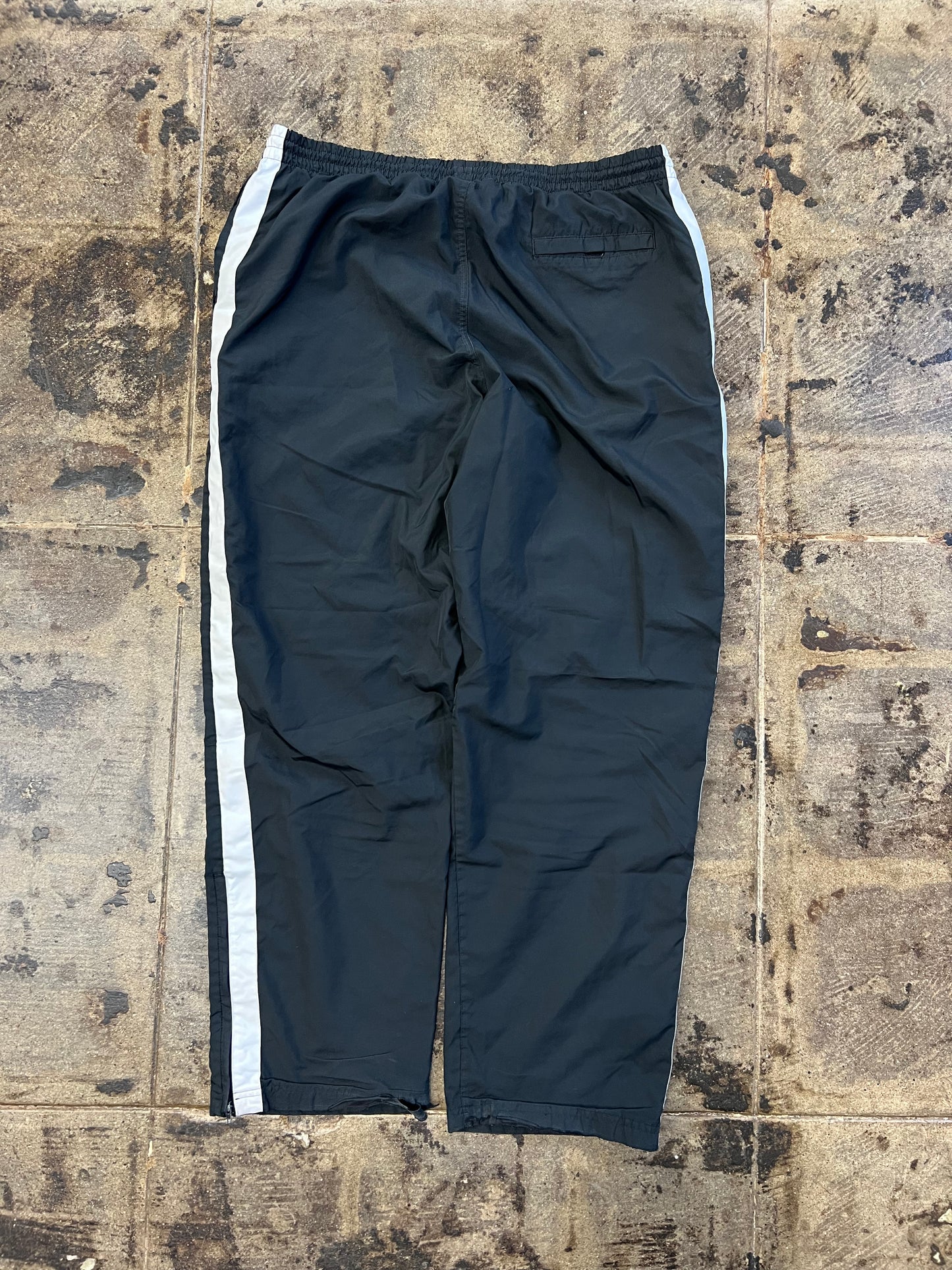 BLACK Y2K NIKE TRACK PANTS