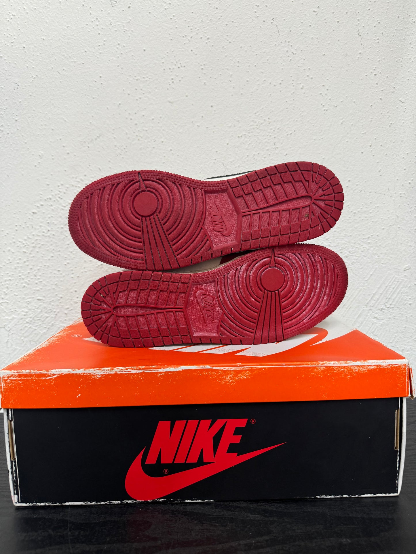 JORDAN 1 LOST AND FOUND(USED)