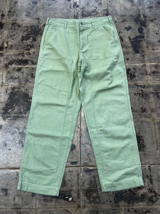 GREEN NIKE JEANS