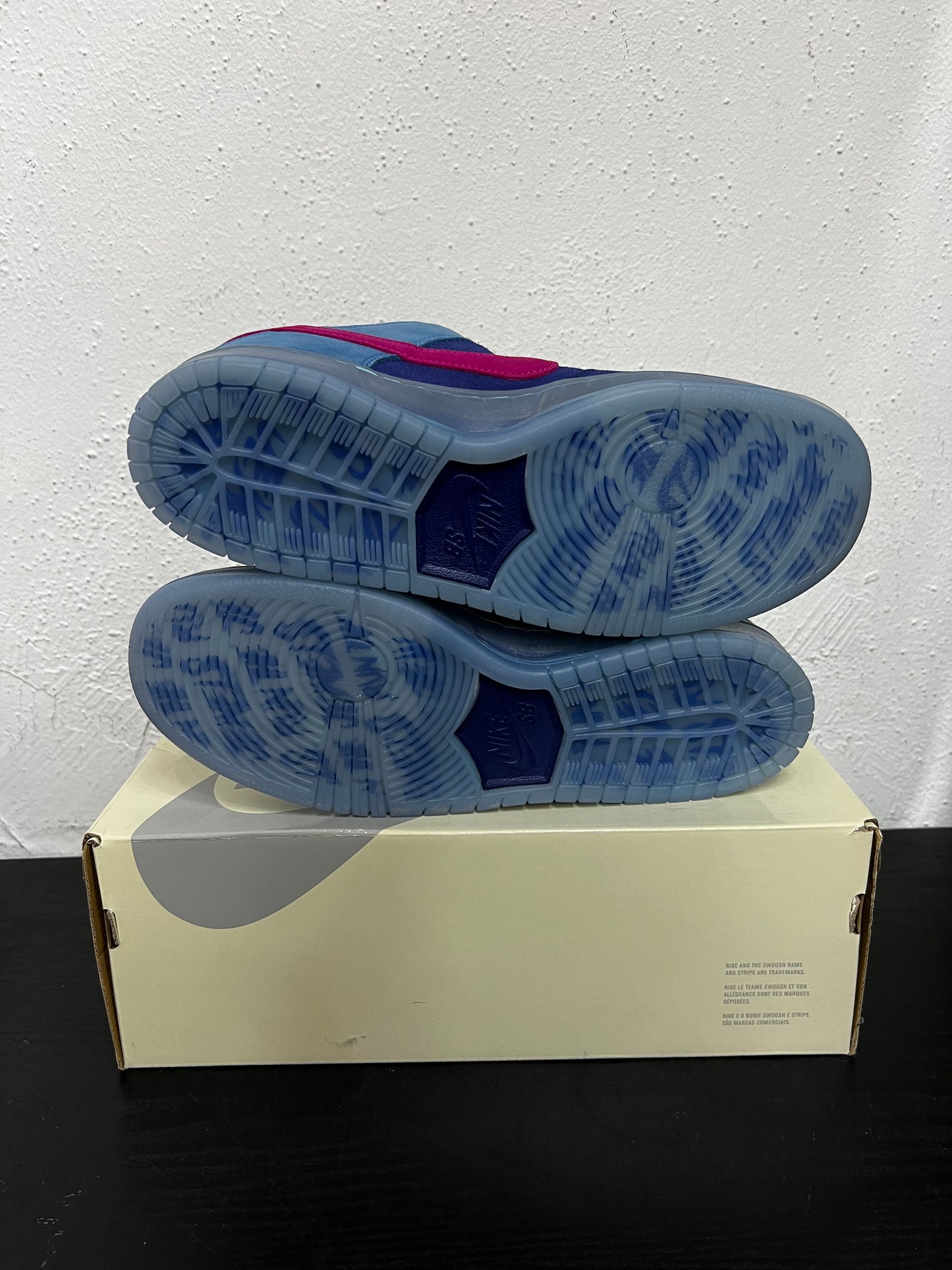 NIKE SB DUNK LOW RUN THE JEWELS