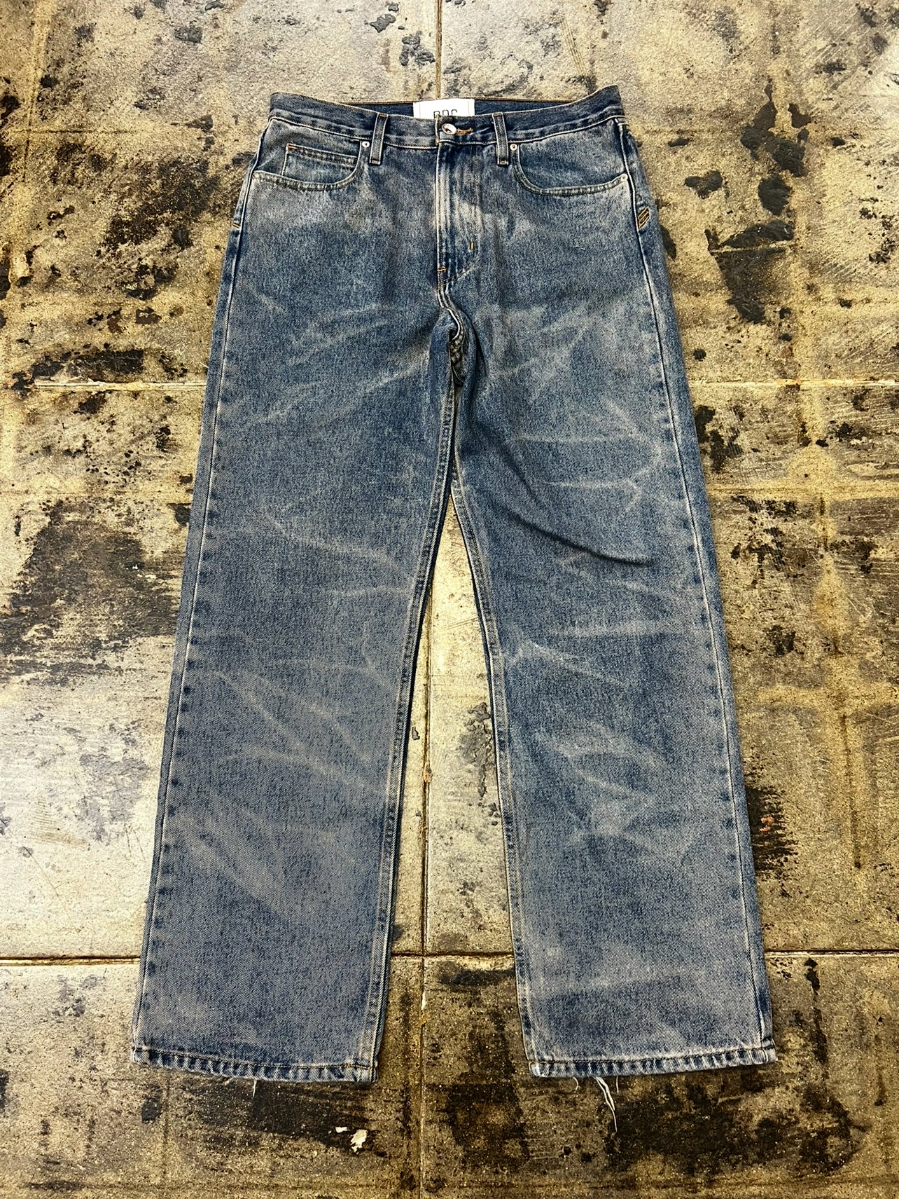 BDG SKATE FIT BLUE JEANS