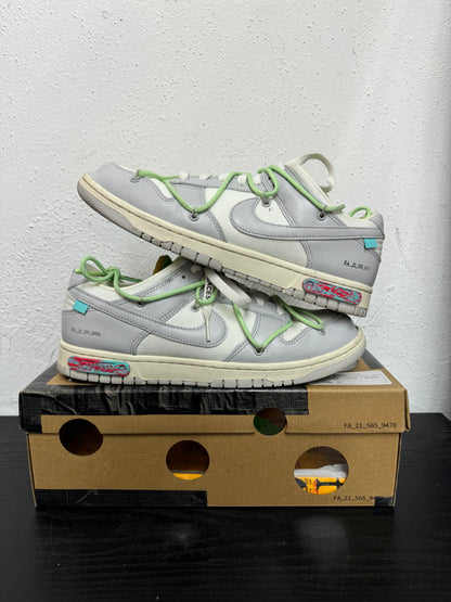 DUNK LOW OFF WHITE LOT 7 (USED)