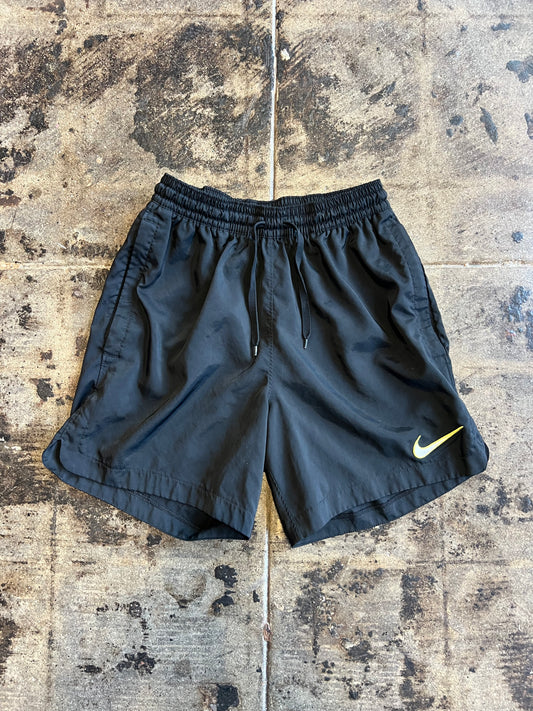 NIKE JOGA SHORTS