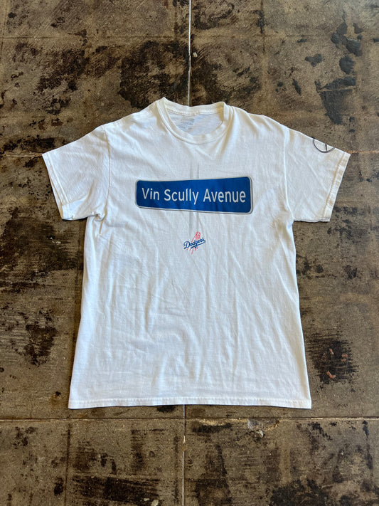 NB LA DODGERS VIN SCULLY AVE TEE