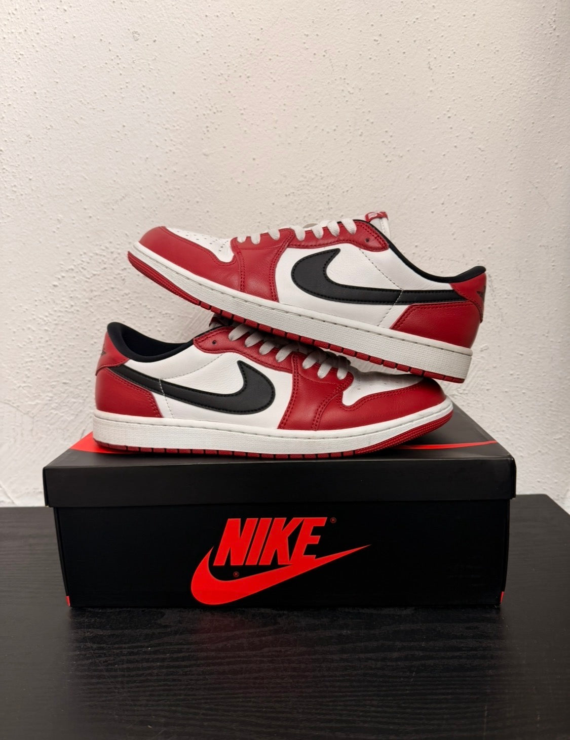 JORDAN 1 LOW CHICAGO USED