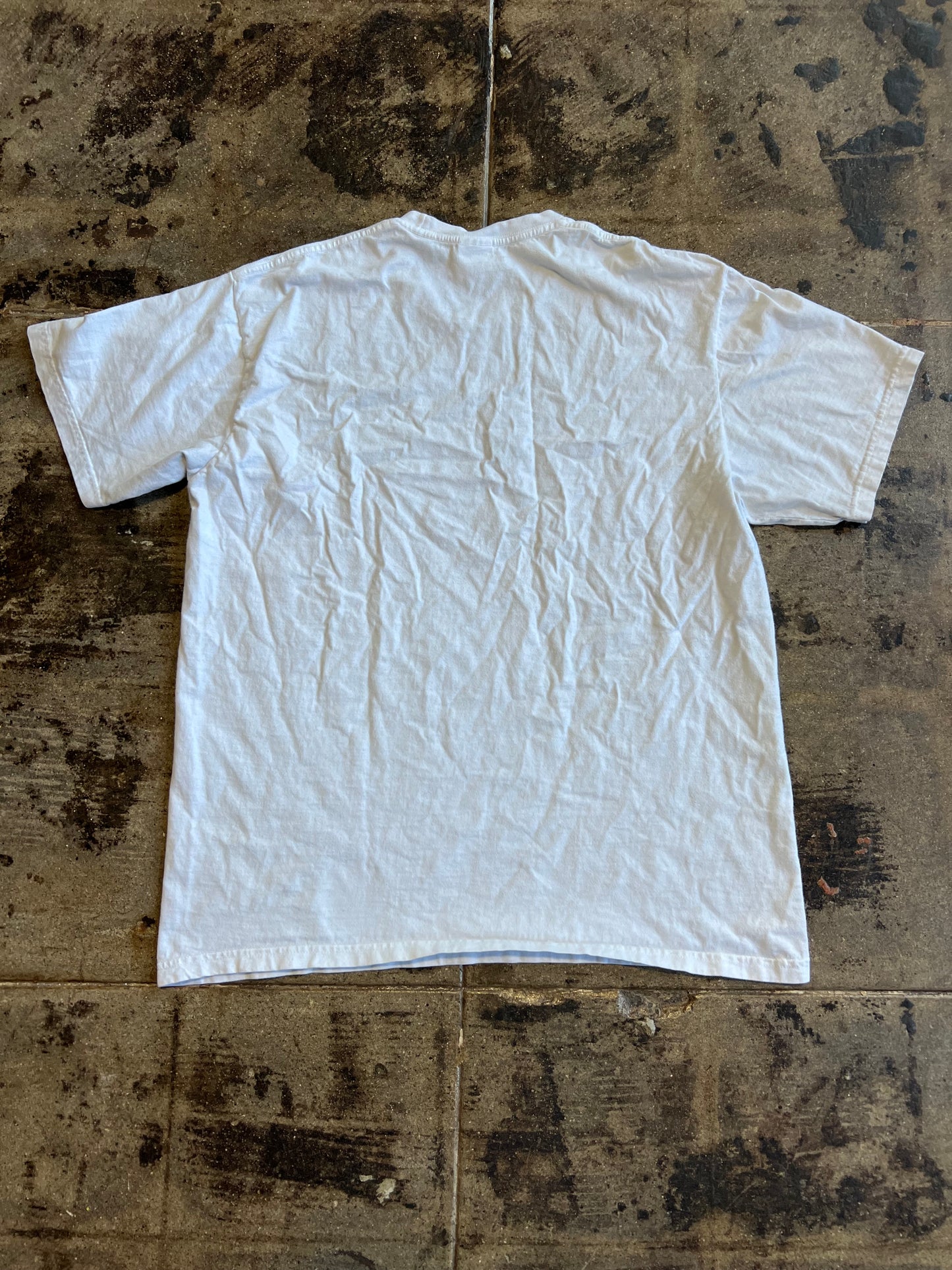 WHITE SUPREME TEE