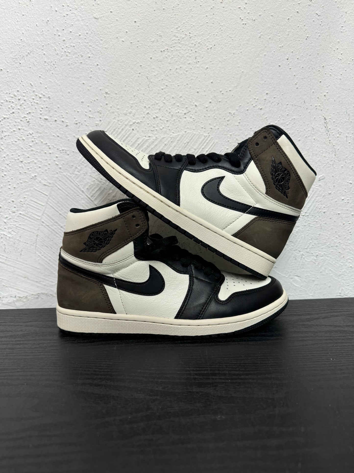 JORDAN 1 MOCHA (USED) (NB)
