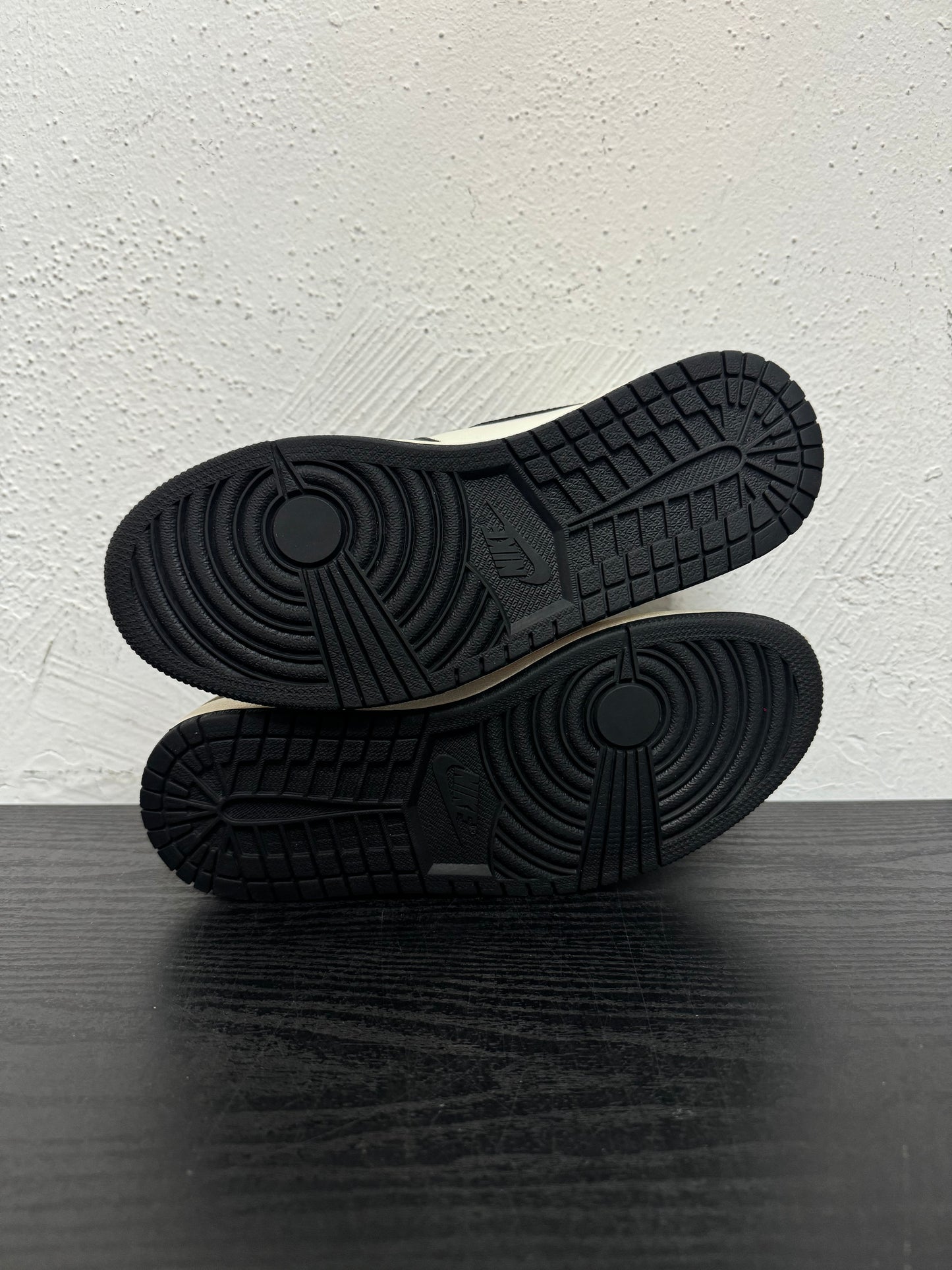 JORDAN 1 MOCHA (USED) (NB)