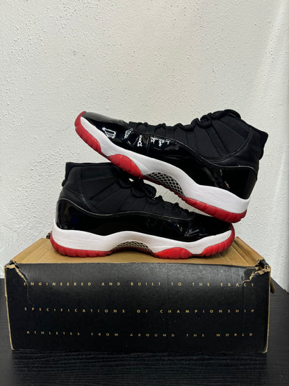 JORDAN 11 PLAYOFF BRED (USED)