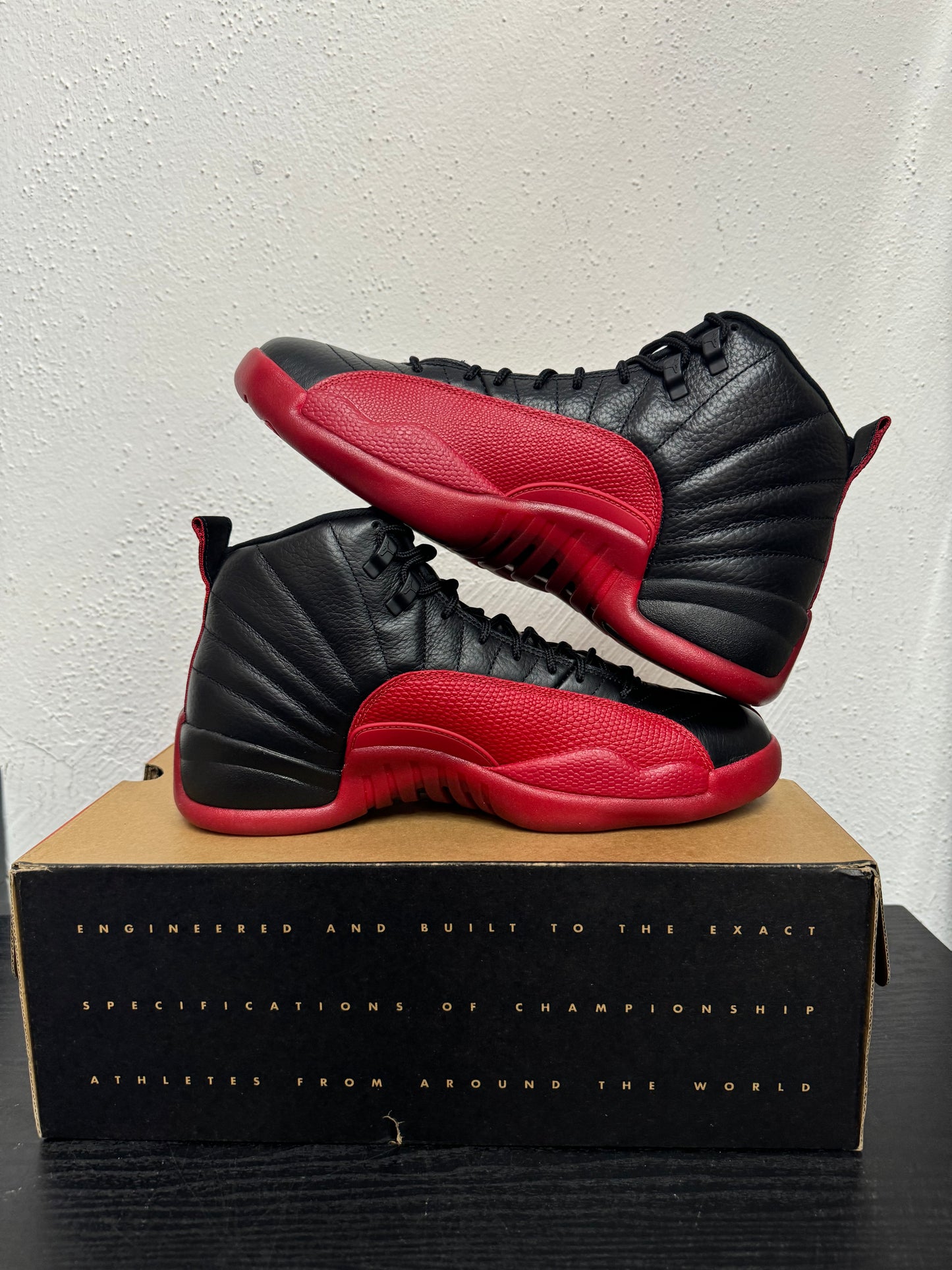 JORDAN 12 FLU GAME