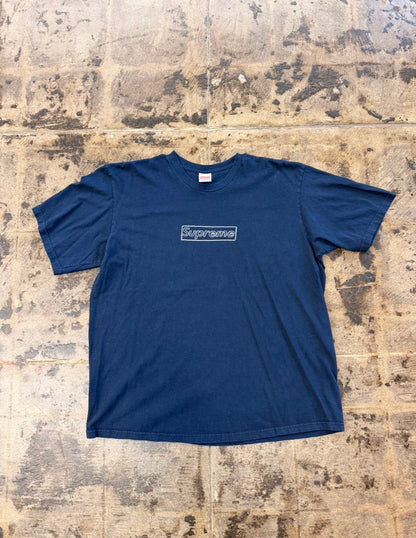 SUPREME KAWS CHALK BOX LOGO NAVY TEE