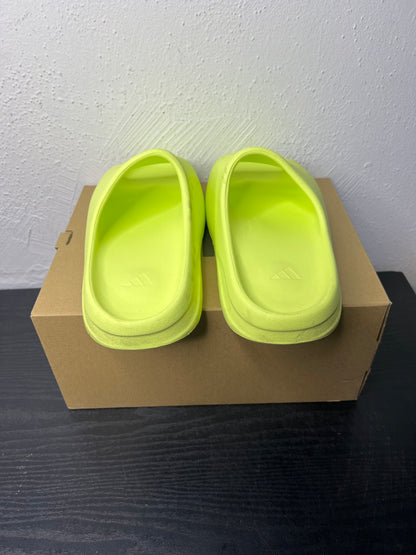 YEEZY SLIDE GLOW (USED)