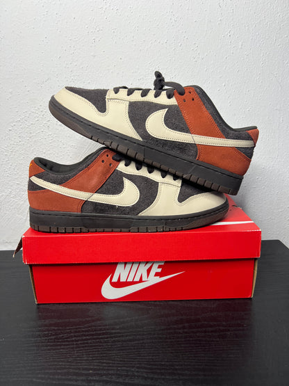 DUNK LOW RED PANDA