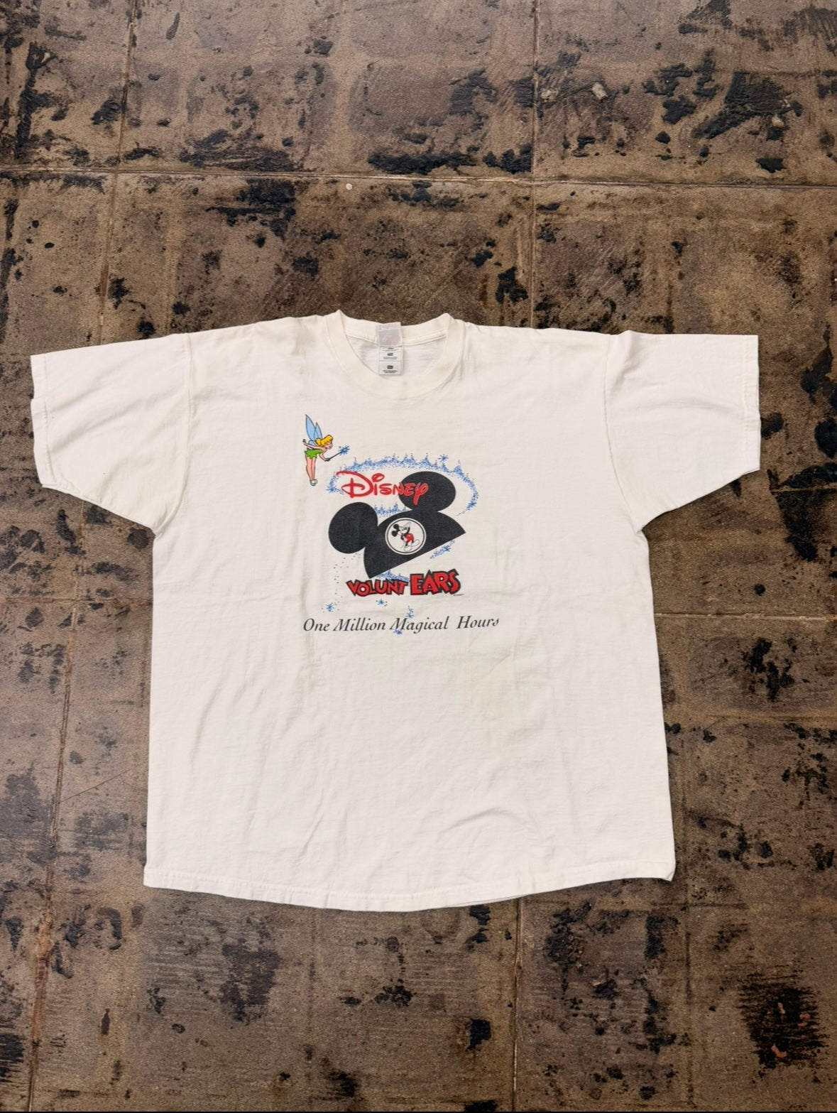 DISNEY VOLUNTEAR TEE
