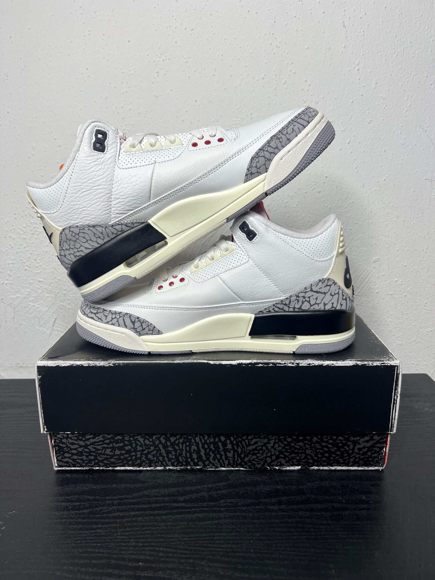 JORDAN 3 WHITE CEMENT (REIMAGINED)