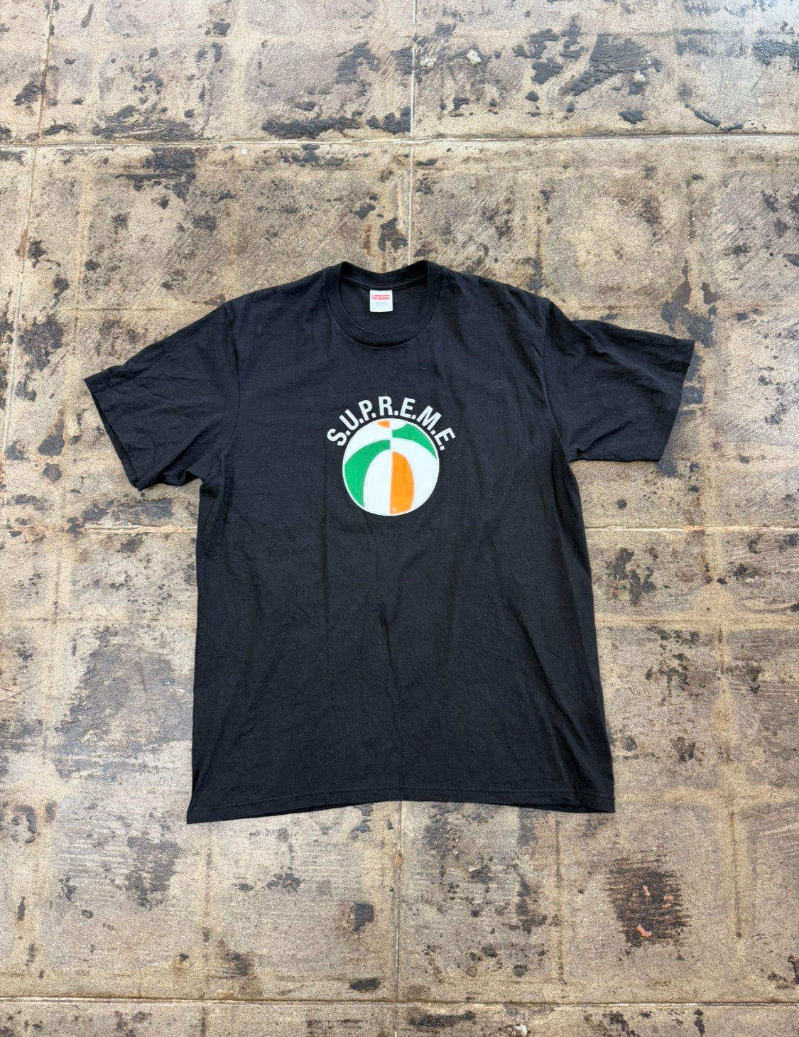 SUPREME LEAGUE BEACH BALL TEE