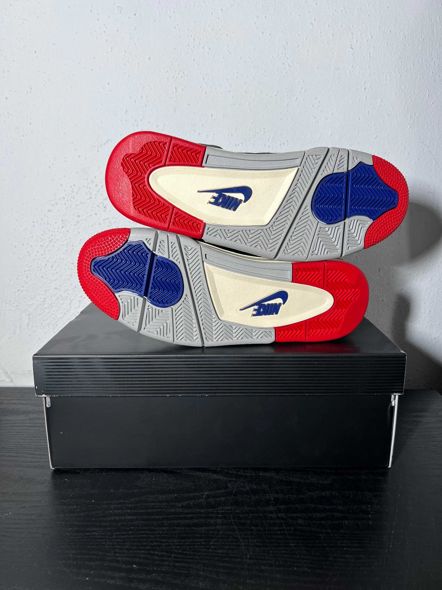 JORDAN 4 RARE AIR