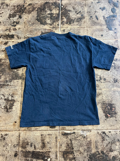 NAVY BLIND TEE