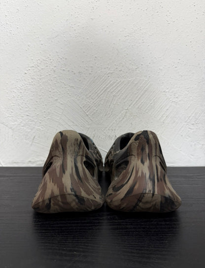YEEZY FOAM RUNNER MX CINDER (USED, NB)