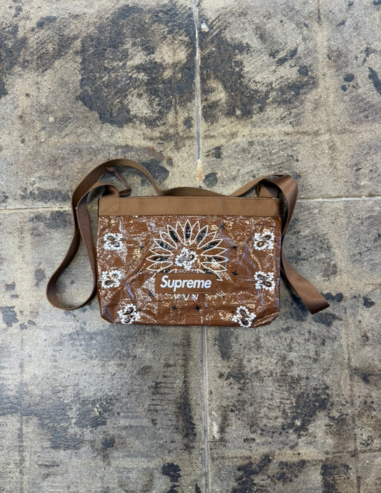 SUPREME BANDANA TARP BROWN SIDE BAG