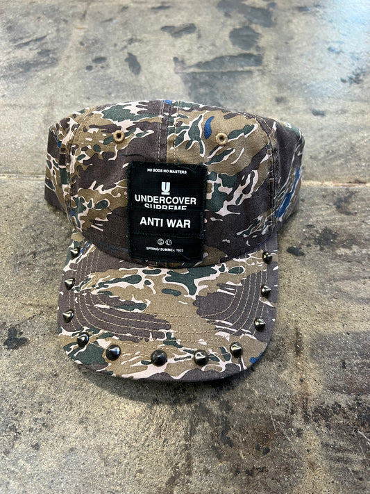 SUPREME x UNDERCOVER STUDDED 6-PANEL HAT