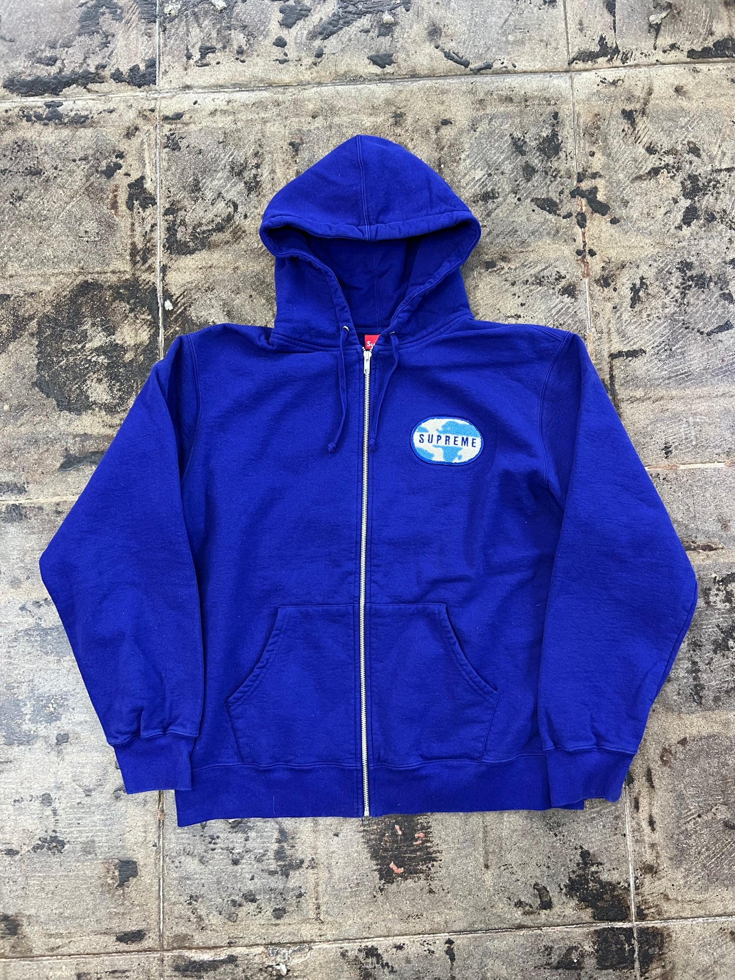 SUPREME WOLRD FAMOUS ZIP UP HOODED SWEATSHIRT