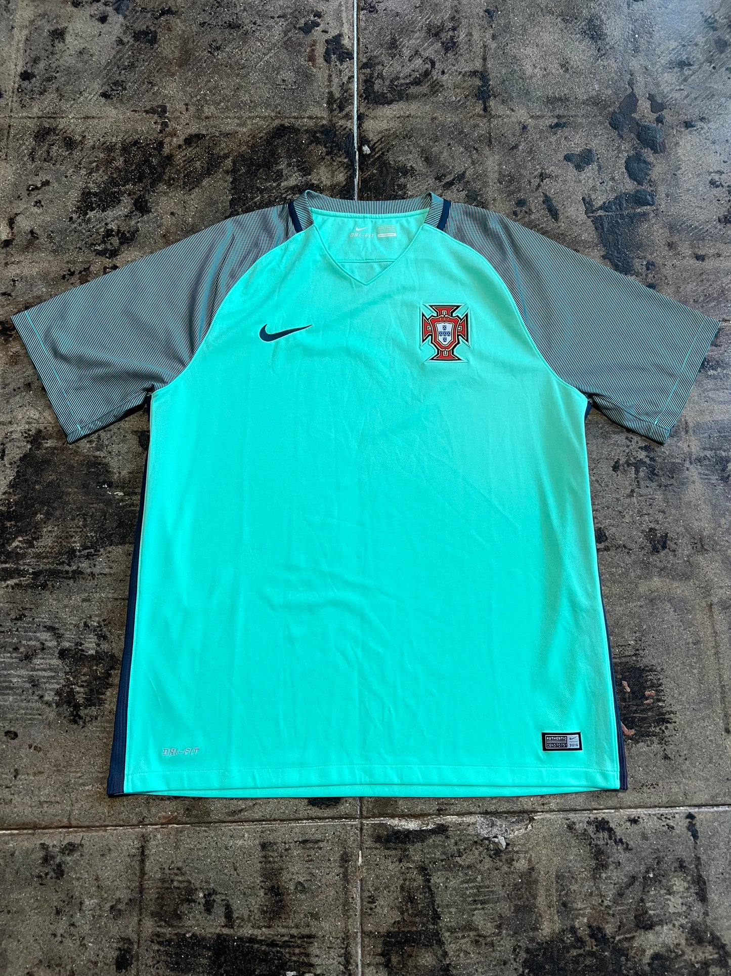 NIKE 16-18 PORTUGAL AWAY JERSEY