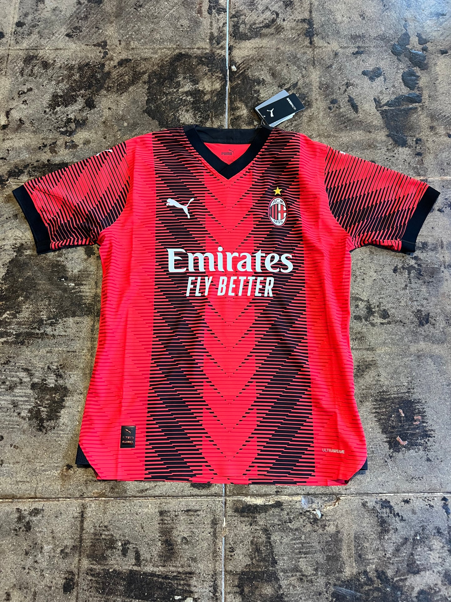 PUMA 23/24 AC MILAN HOME JERSEY