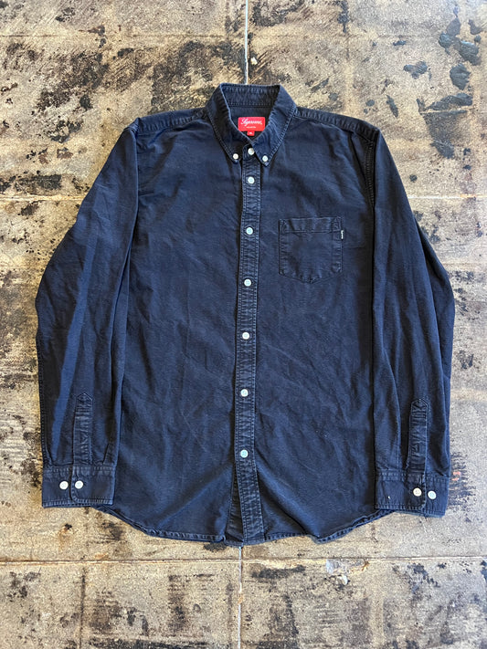 SUPREME BLACK BUTTON UP