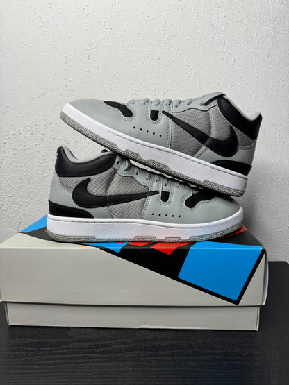 TRAVIS SCOTT NIKE MAC ATTACK USED