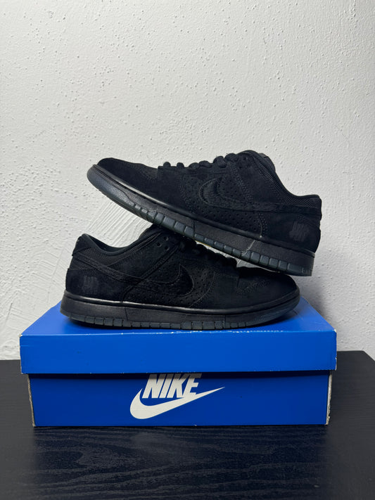 DUNK LOW UNDEFEATED 5 ON IT (USED)