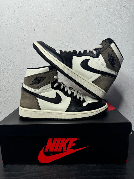 JORDAN 1 MOCHA USED