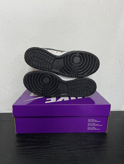 NIKE SB DUNK LOW SUPREME STARS BLACK
