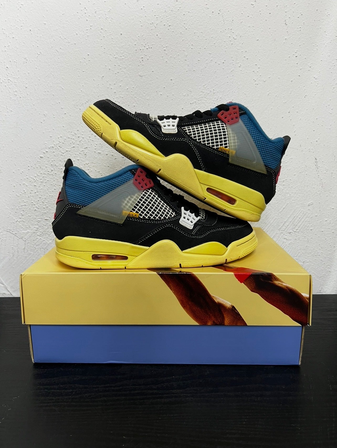 JORDAN 4 UNIONS OFF NOIR (USED)