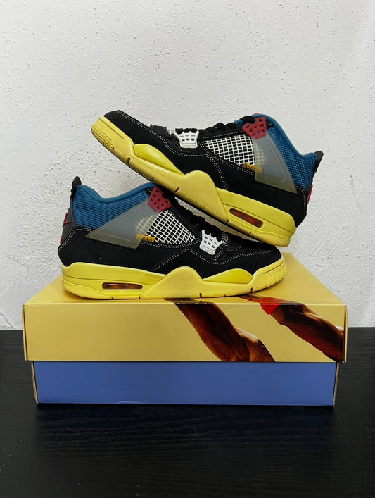 JORDAN 4 UNIONS OFF NOIR (USED)