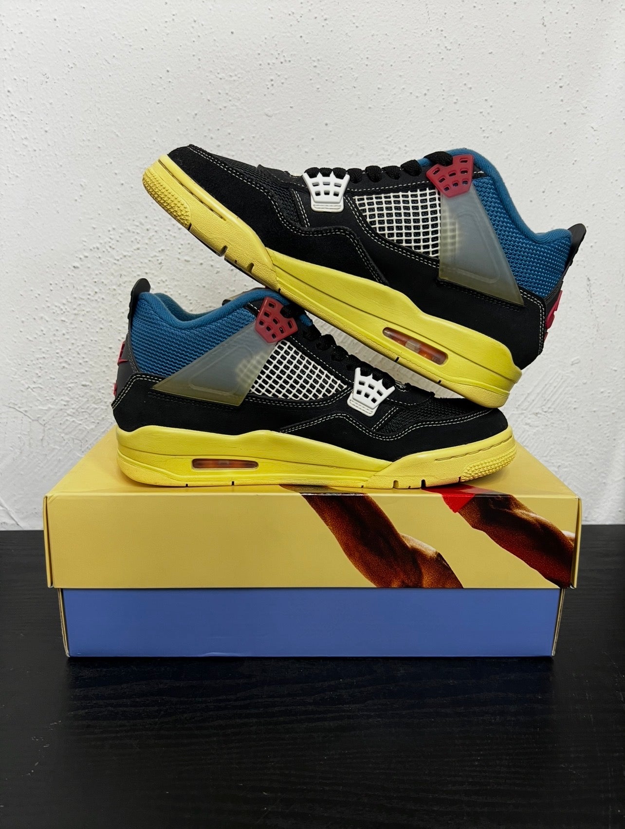 JORDAN 4 UNIONS OFF NOIR (USED)