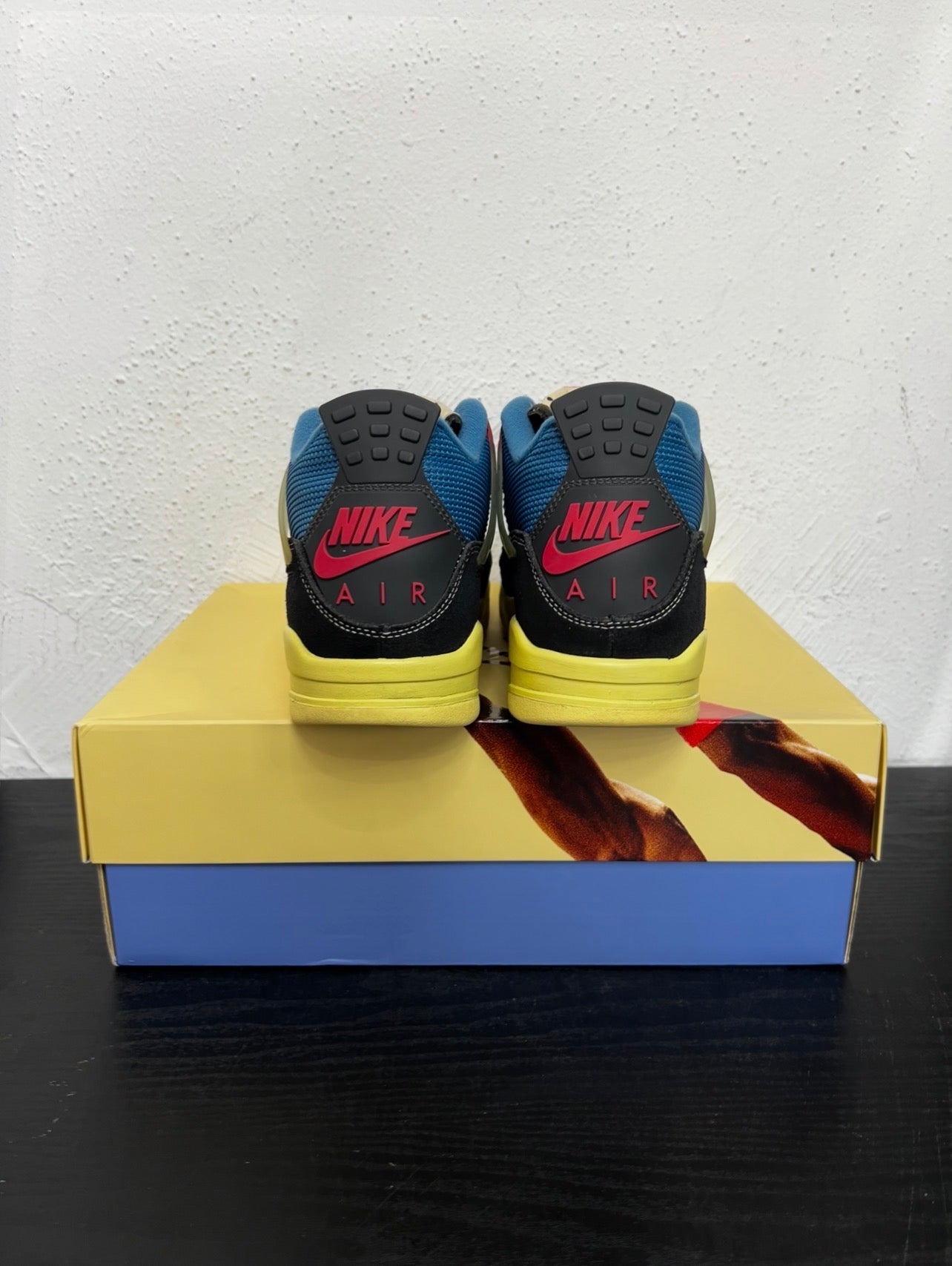 JORDAN 4 UNIONS OFF NOIR (USED)