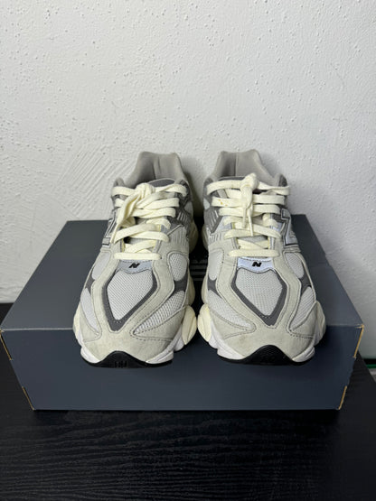NEW BALANCE 9060 RAIN CLOUD (USED)