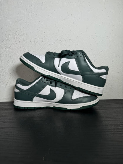 DUNK LOW VINTAGE GREEN (USED) (NO BOX)