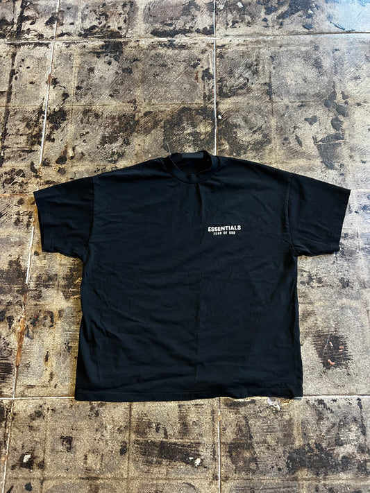 ESSENTIAL BLK TEE