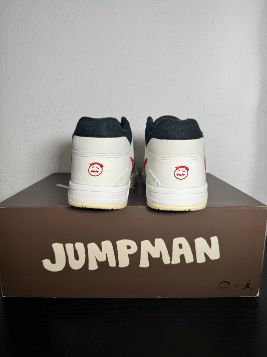 JORDAN JUMPMAN JACK TRAVIS SCOTT UNIVERSITY RED