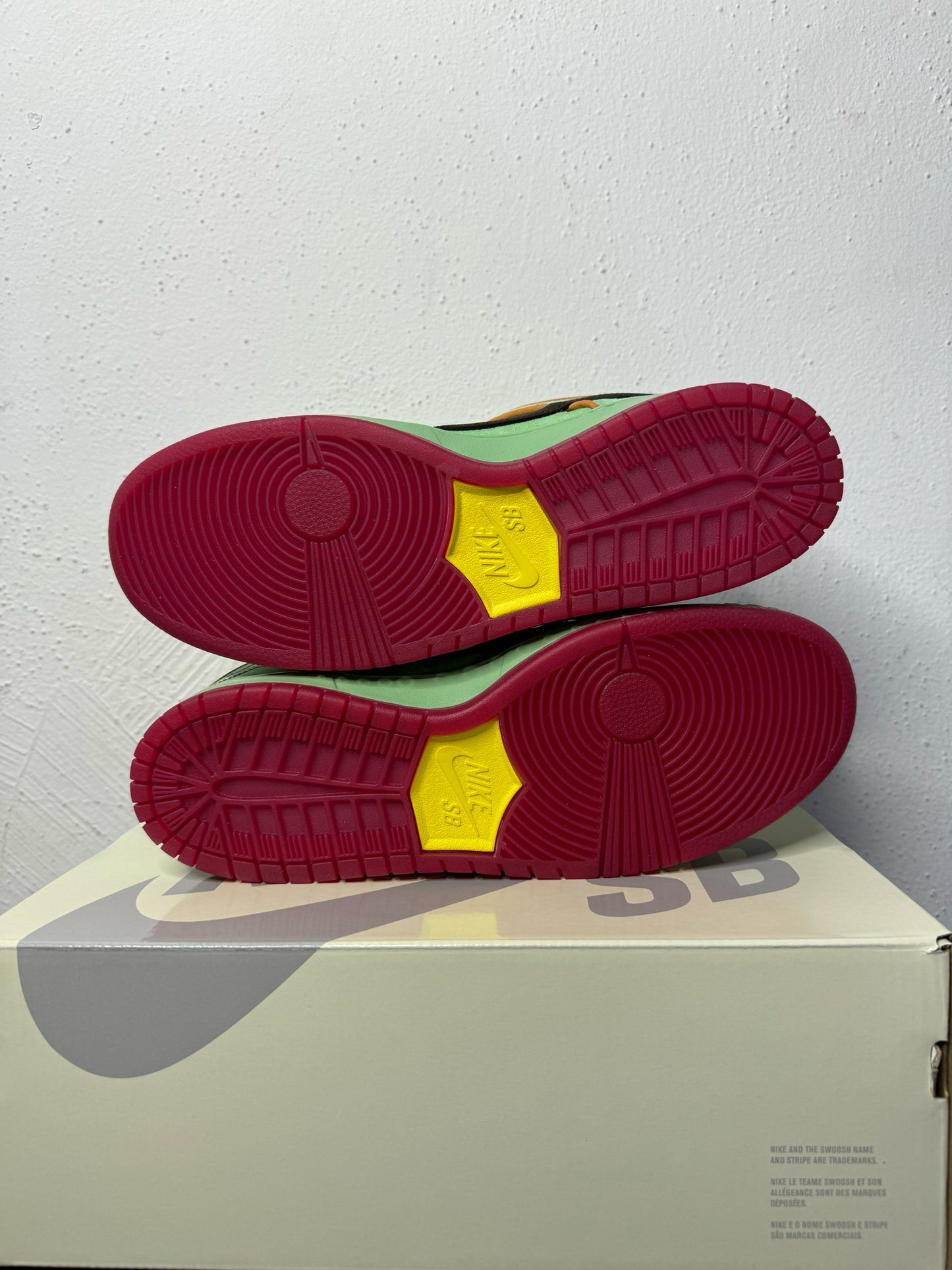 DUNK LOW SB RODEO TOURMALINE